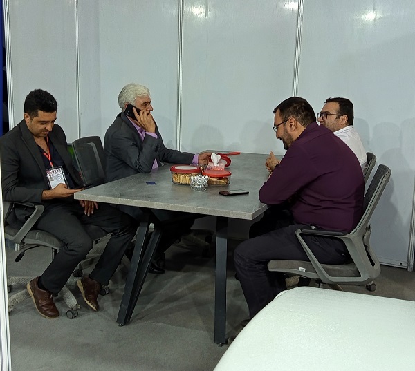 غرفه رباط ماشین خلیلی در نمایشگاه شیرینی و شکلات ۱۴۰۵
